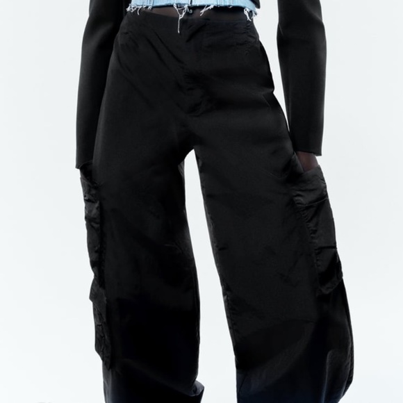 Zara Pants & Jumpsuits Bloggers Fav Nwt Zara Black Cargo Pants